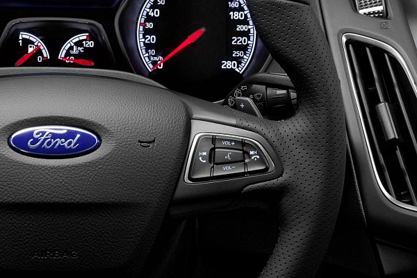 Новая спорт-версия Форд Фокус и Форд Фиеста: обзор в деталях